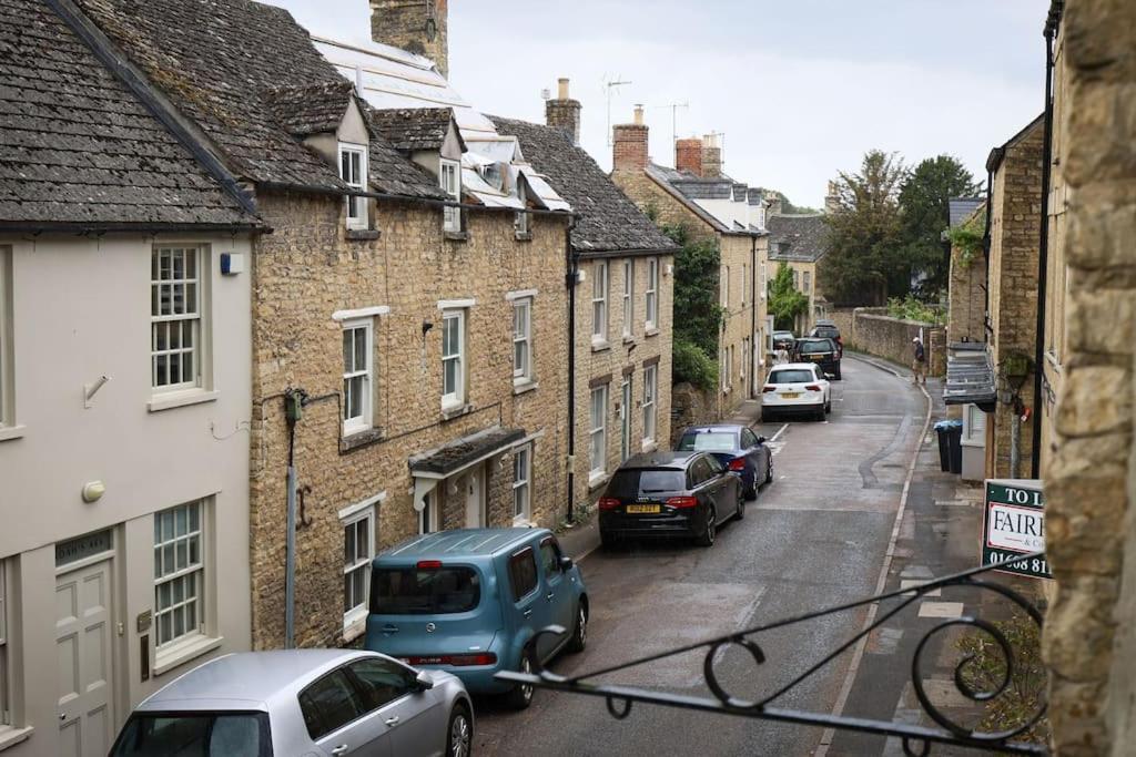 Spacious 1-Bed Apartment With Super King Or Twin In Central Charlbury, Cotswolds Εξωτερικό φωτογραφία